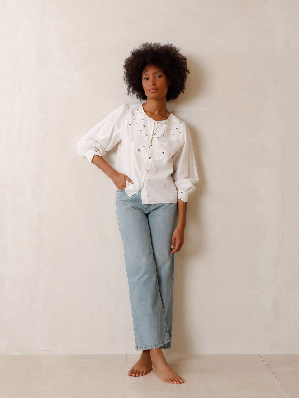 Camicia con ritaglio ricamato