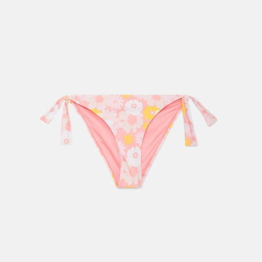 Slip classico di un bikini con laccetto e fantasia floreale rosa